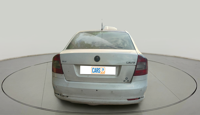 2010 Skoda Laura AMBIENTE 2.0 TDI CR MT, Diesel, Manual, 1,10,117 km, exterior