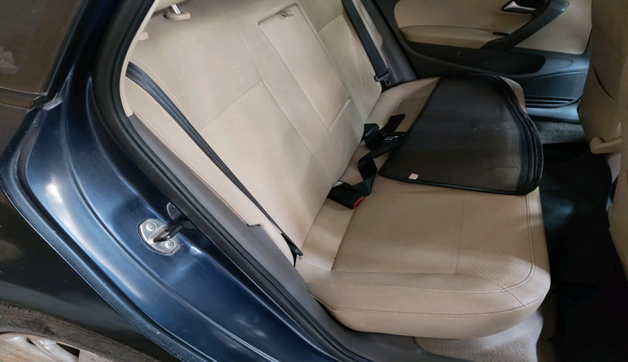 2015 Volkswagen Vento HIGHLINE 1.5 AT, Diesel, Automatic, 2,25,363 km, interior