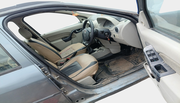 2016 Mahindra Verito 1.5 D4, Diesel, Manual, 1,73,558 km, interior