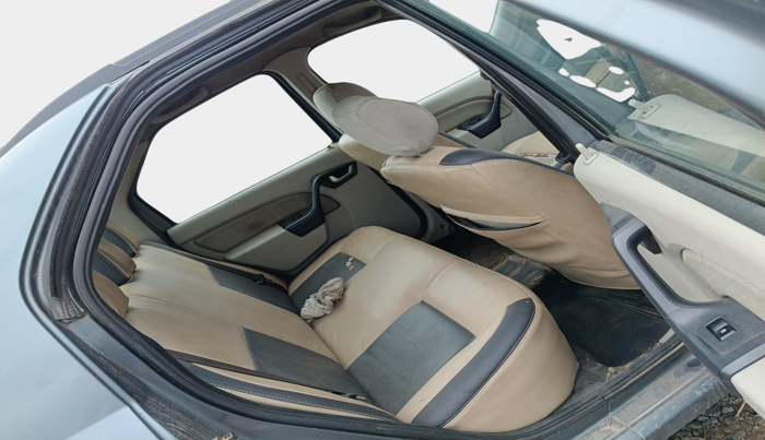 2016 Mahindra Verito 1.5 D4, Diesel, Manual, 1,73,558 km, interior