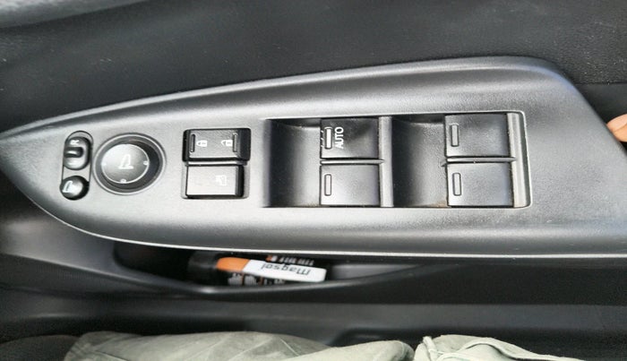 2019 Honda WR-V 1.5L I-DTEC VX MT, Diesel, Manual, 70,008 km, interior