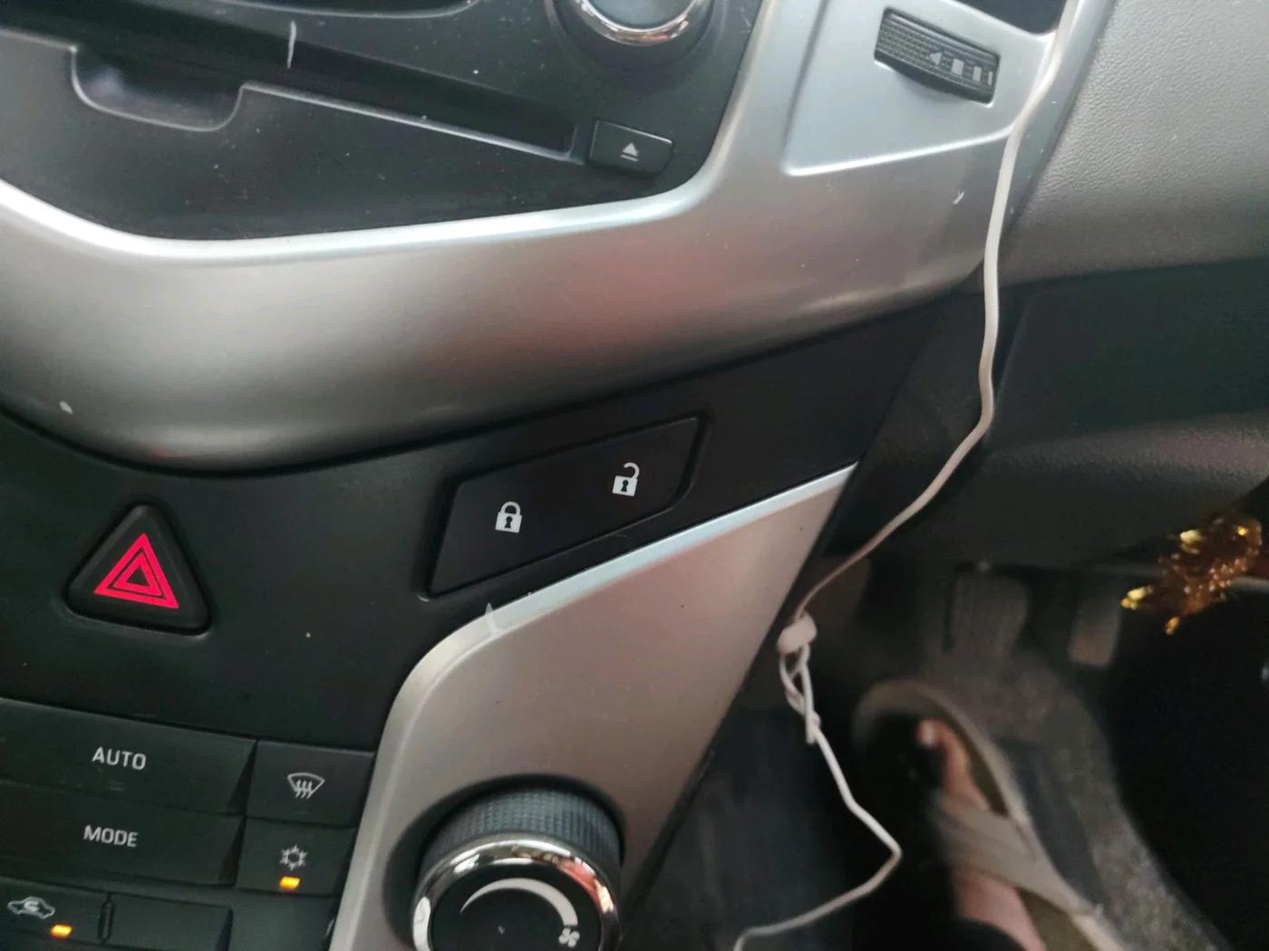 2016 Chevrolet Cruze LT, Diesel, Manual, 1,23,456 km, interior