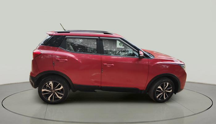 2020 Mahindra XUV300 W8 (O) 1.5 DIESEL, Diesel, Manual, 70,729 km, exterior