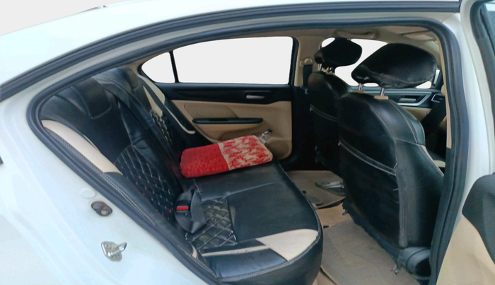 2022 Honda Amaze 1.2L I-VTEC VX CVT, Petrol, Automatic, 31,983 km, interior