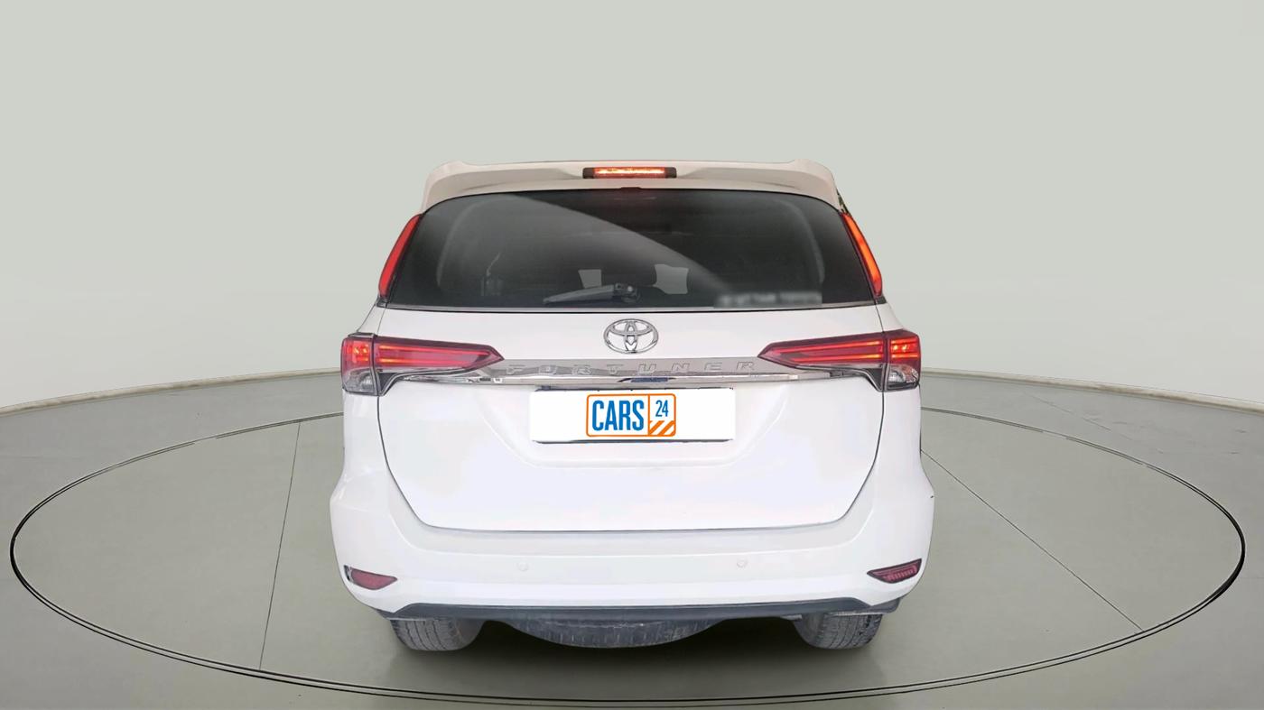 2017 Toyota Fortuner 2.8 4X2 MT, Diesel, Manual, 82,376 km, exterior