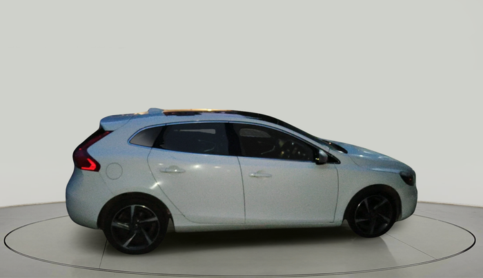 2015 Volvo V 40 D3 R design, Diesel, Automatic, 1,09,698 km, exterior