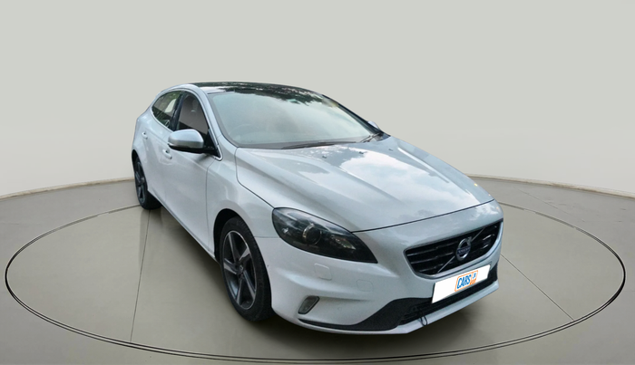 2015 Volvo V 40 D3 R design, Diesel, Automatic, 1,09,698 km, exterior