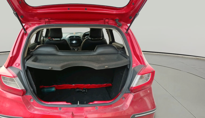 2018 Tata Tiago XZA PETROL, Petrol, Automatic, 1,01,202 km, exterior