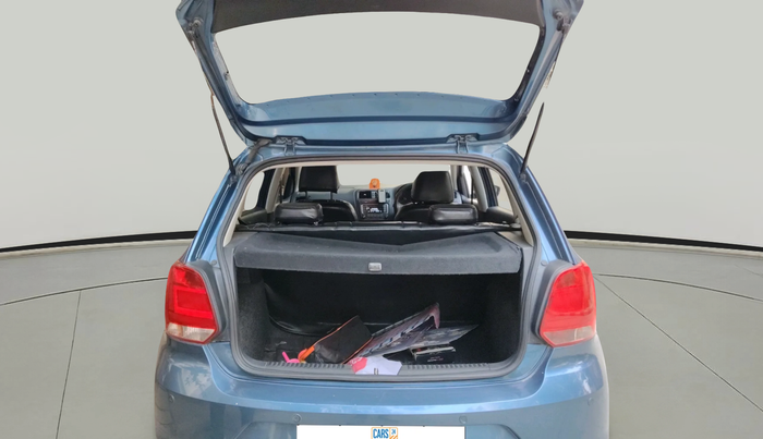 2016 Volkswagen Polo COMFORTLINE 1.2L, Petrol, Manual, 57,996 km, exterior