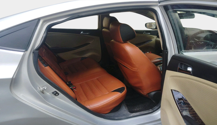 2013 Hyundai Verna FLUIDIC 1.6 CRDI SX, Diesel, Manual, 96,675 km, interior