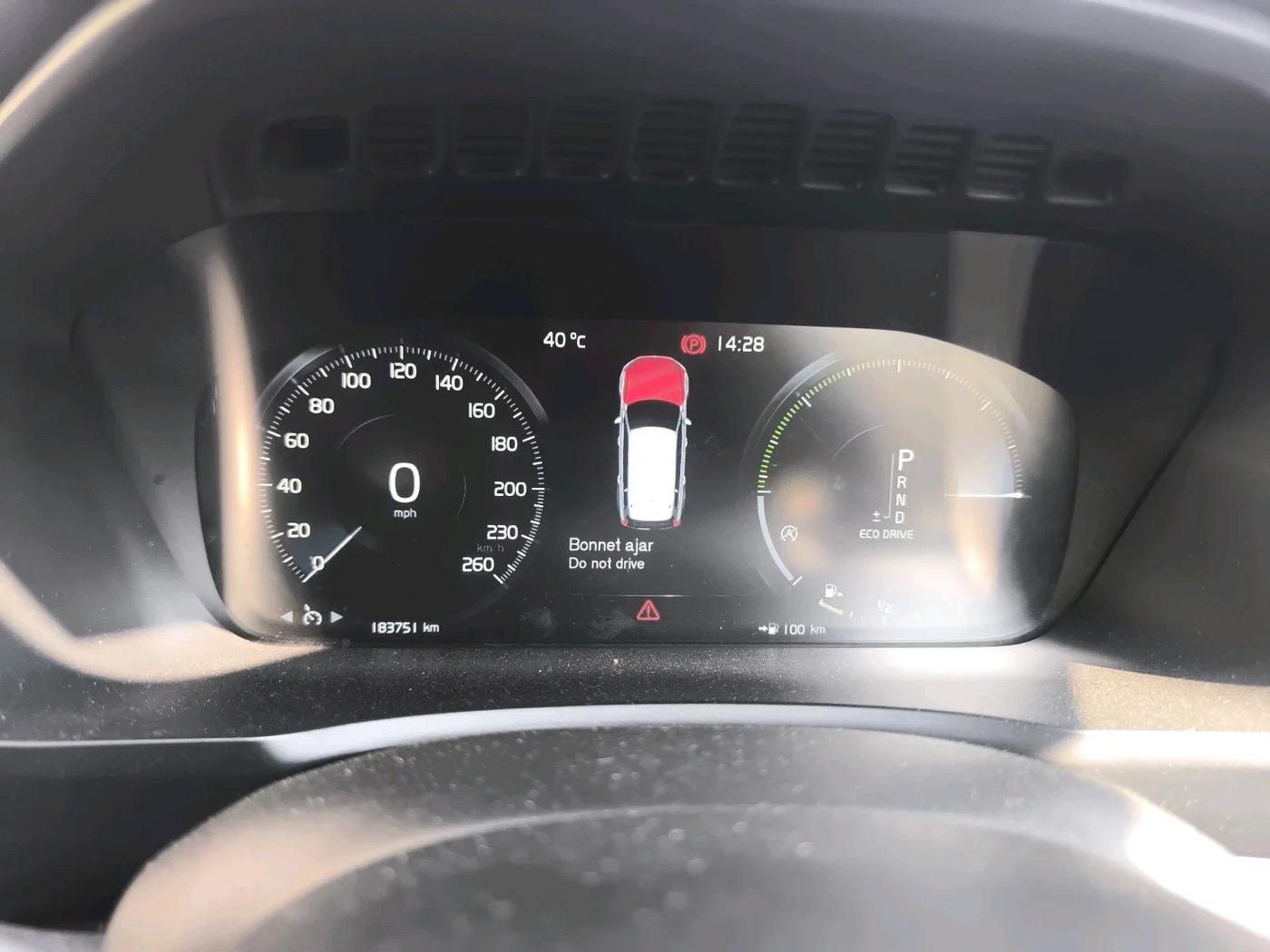 2016 Volvo XC 90 D5 Inscription, Diesel, Automatic, 1,83,751 km, interior