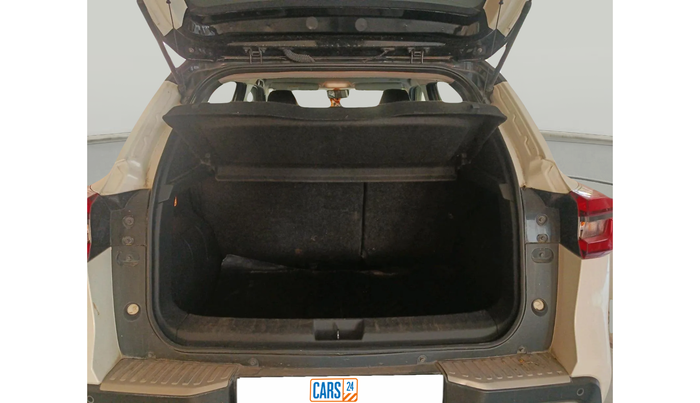 2021 Nissan MAGNITE XV PREMIUM TURBO CVT, Petrol, Automatic, 60,430 km, exterior