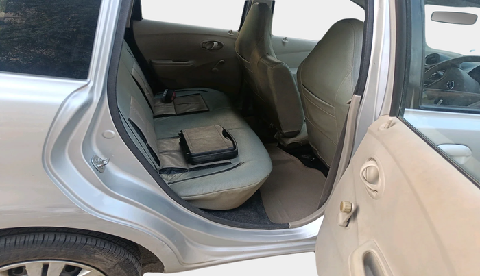 2015 Datsun Go Plus T, Petrol, Manual, 25,861 km, interior