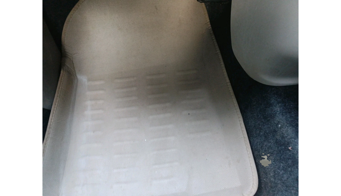 2015 Datsun Go Plus T, Petrol, Manual, 25,861 km, interior