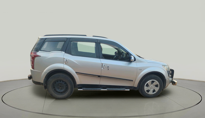 2013 Mahindra XUV500 W6, Diesel, Manual, 1,11,097 km, exterior