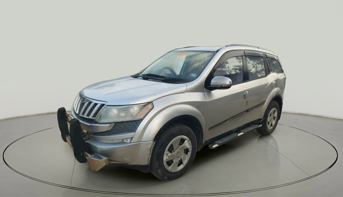 2013 Mahindra XUV500 W6, Diesel, Manual, 1,11,097 km, exterior