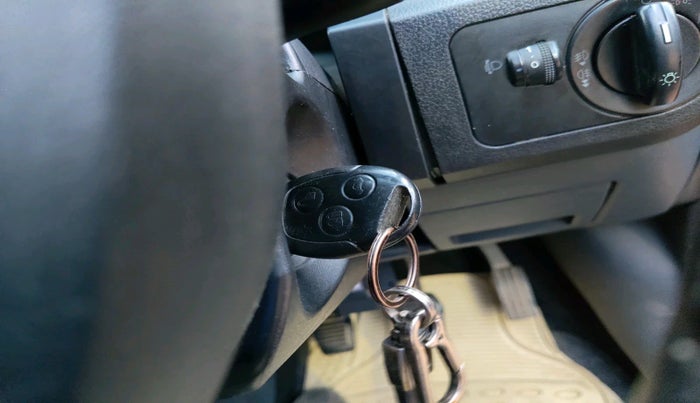 2012 Ford Fiesta AMBIENTE PETROL, Petrol, Manual, 1,01,613 km, interior