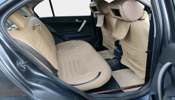 2012 Ford Fiesta AMBIENTE PETROL, Petrol, Manual, 1,01,613 km, interior