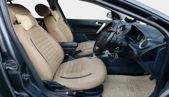 2012 Ford Fiesta AMBIENTE PETROL, Petrol, Manual, 1,01,613 km, interior