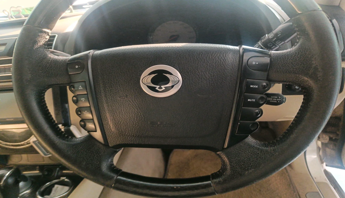 2013 Ssangyong Rexton RX7, Diesel, Automatic, 1,41,109 km, interior