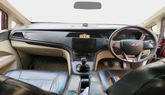 2018 Mahindra MARAZZO M4 7 STR, Diesel, Manual, 1,09,492 km, interior