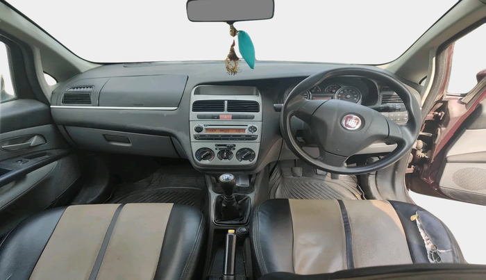 2012 Fiat Grand Punto DYNAMIC 1.3, Diesel, Manual, 1,20,000 km, interior