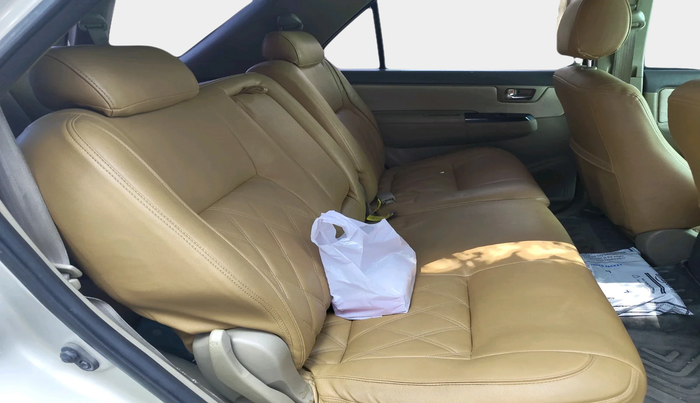 2012 Toyota Fortuner 3.0 4X2 MT, Diesel, Manual, 9,99,999 km, interior