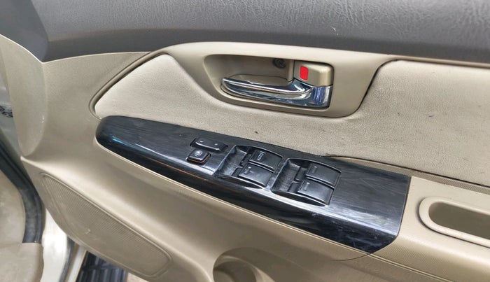 2012 Toyota Fortuner 3.0 4X2 MT, Diesel, Manual, 9,99,999 km, interior