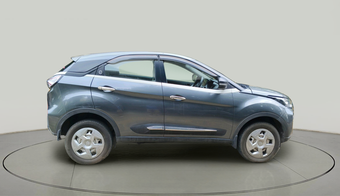 2023 Tata NEXON XE PETROL, Petrol, Manual, 28,016 km, exterior