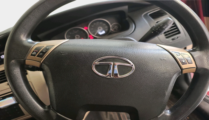 2013 Tata Indica Vista VX 90PS, Diesel, Manual, 1,02,322 km, interior