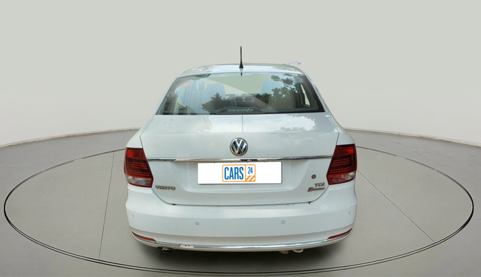 2015 Volkswagen Vento HIGHLINE 1.5 AT, Diesel, Automatic, 1,32,141 km, exterior