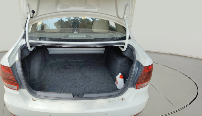 2015 Volkswagen Vento HIGHLINE 1.5 AT, Diesel, Automatic, 1,32,141 km, exterior