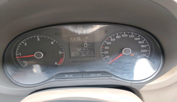 2015 Volkswagen Vento HIGHLINE 1.5 AT, Diesel, Automatic, 1,32,141 km, interior