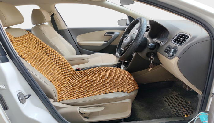 2015 Volkswagen Vento HIGHLINE 1.5 AT, Diesel, Automatic, 1,32,141 km, interior