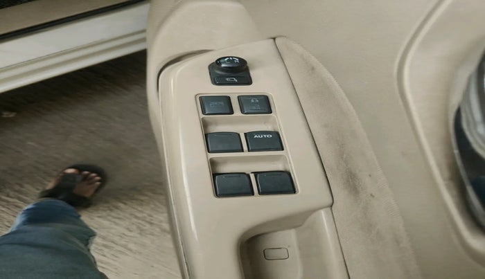 2015 Maruti Swift Dzire VDI, Diesel, Manual, 1,16,597 km, interior