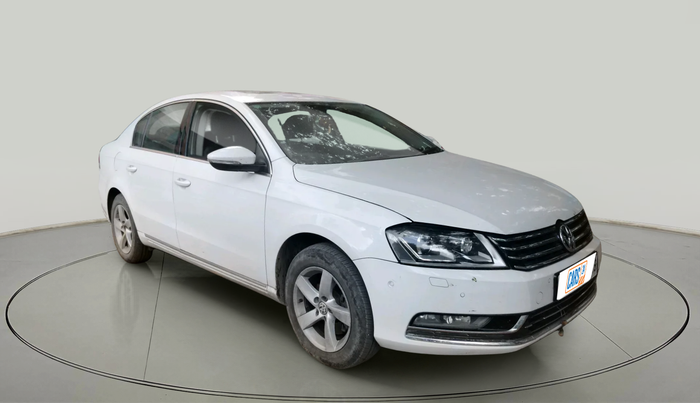 2012 Volkswagen Passat HIGHLINE DSG, Diesel, Automatic, 1,21,319 km, exterior