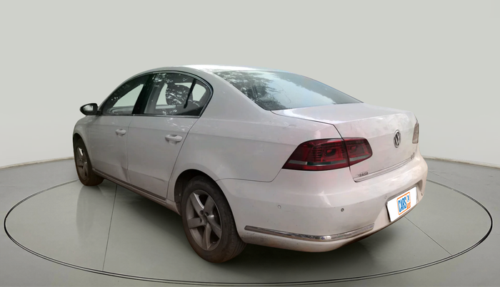 2012 Volkswagen Passat HIGHLINE DSG, Diesel, Automatic, 1,21,319 km, exterior