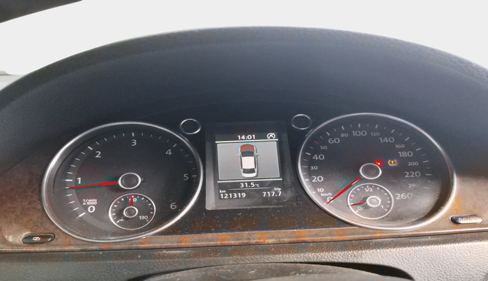 2012 Volkswagen Passat HIGHLINE DSG, Diesel, Automatic, 1,21,319 km, interior