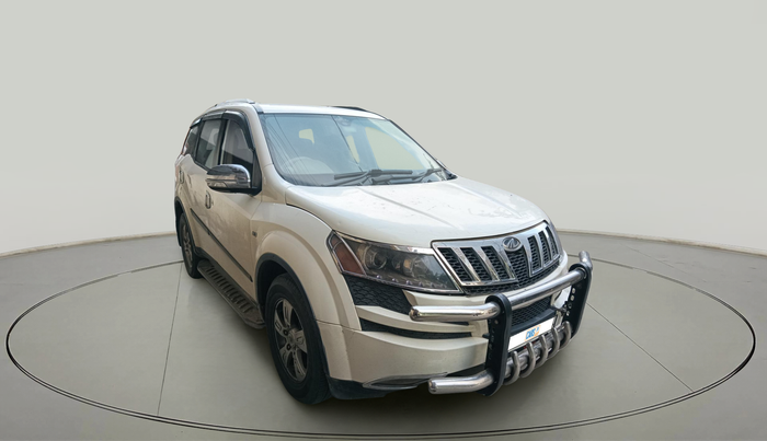 2012 Mahindra XUV500 W8, Diesel, Manual, 1,09,958 km, exterior