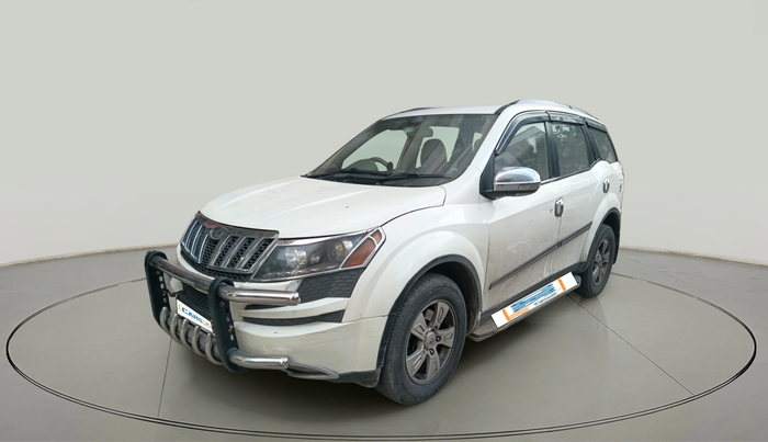 2012 Mahindra XUV500 W8, Diesel, Manual, 1,09,958 km, exterior