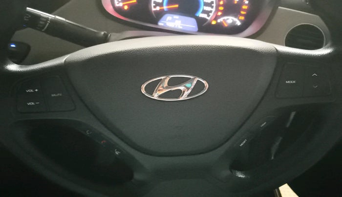 2018 Hyundai Grand i10 SPORTZ AT 1.2 KAPPA VTVT, Petrol, Automatic, 49,258 km, interior