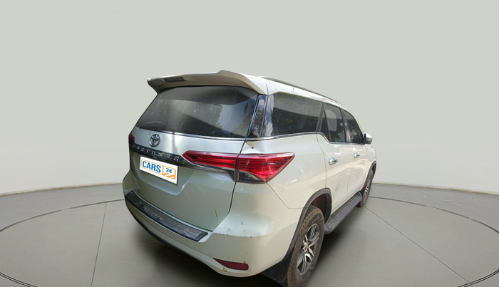 2018 Toyota Fortuner 2.8 4X2 MT, Diesel, Manual, 90,739 km, exterior