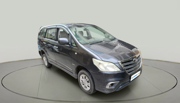 2015 Toyota Innova 2.5 GX 7 STR, Diesel, Manual, 1,33,535 km, exterior