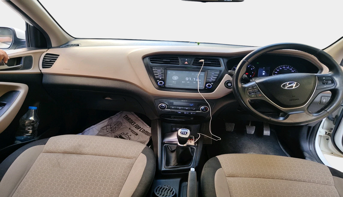 2017 Hyundai Elite i20 ASTA 1.2, Petrol, Manual, 1,20,635 km, interior