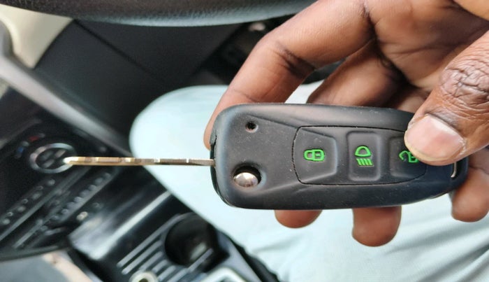 2015 Tata Zest XT PETROL, Petrol, Manual, 47,562 km, interior