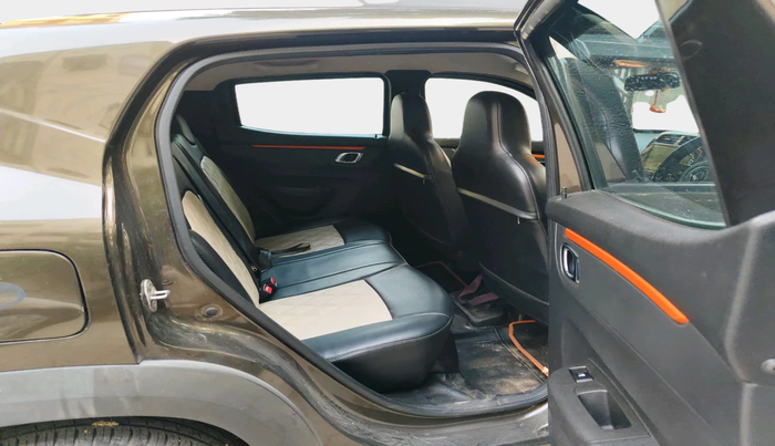 2020 Renault Kwid CLIMBER 1.0 (O), Petrol, Manual, 28,859 km, interior