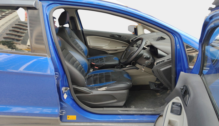 2015 Ford Ecosport AMBIENTE 1.5L DIESEL, Diesel, Manual, 1,41,258 km, interior
