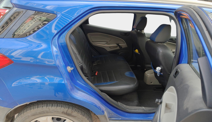 2015 Ford Ecosport AMBIENTE 1.5L DIESEL, Diesel, Manual, 1,41,258 km, interior