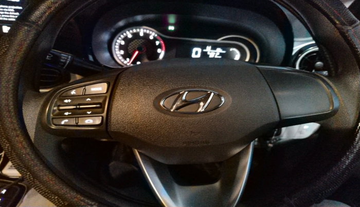2020 Hyundai GRAND I10 NIOS SPORTZ AMT 1.2 KAPPA VTVT, Petrol, Automatic, 32,885 km, interior