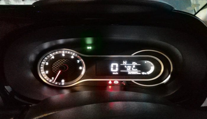 2020 Hyundai GRAND I10 NIOS SPORTZ AMT 1.2 KAPPA VTVT, Petrol, Automatic, 32,885 km, interior